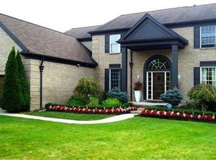 4581 Northridge Ct, West Bloomfield, MI 48323