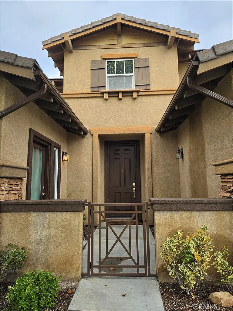 4 bed, 3.0 bath, 3502 sqft, $4,250 — Photo 4