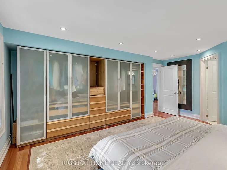 35 Brightbay Cres — Photo 24