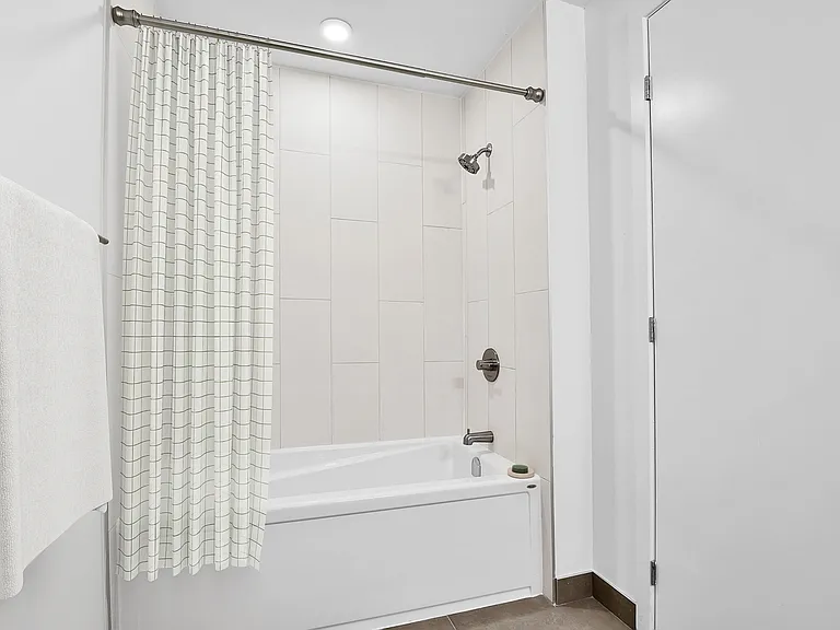 88 Beechwood Ave — Photo 43