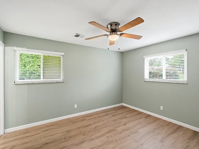 3920 Pobst Dr — Photo 13