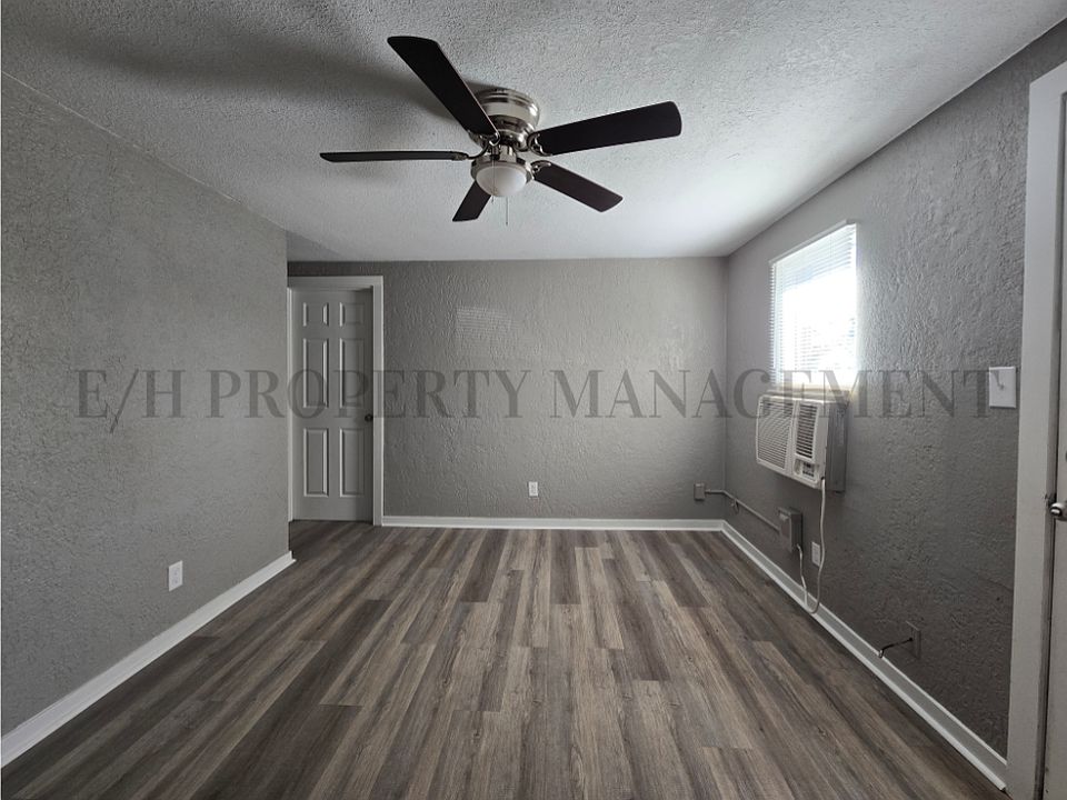 1st image of 1010 E 8th St N #1016
