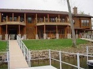 327 Valencia Rd APT 4, Branson, MO 65616