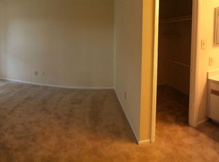 9316 Willow Creek Dr APT C, Montgomery Village, MD 20886