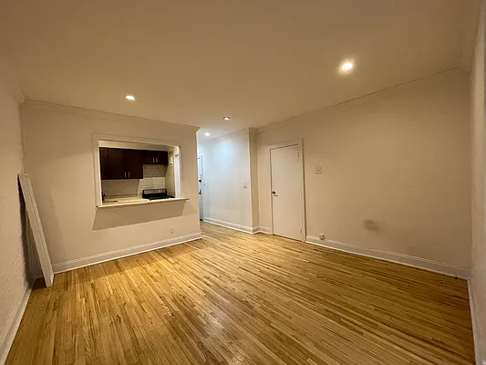 Rented by CITY SPHERE | media 2