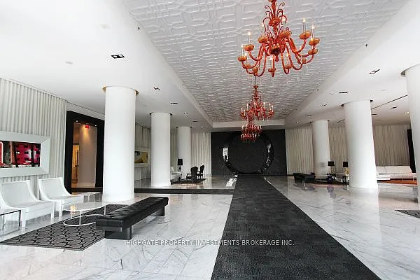 90 Park Lawn Rd #1007 — Photo 2