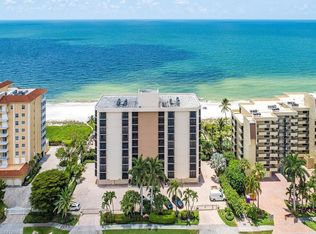 9653 Gulf Shore Dr APT 502, Naples, FL 34108