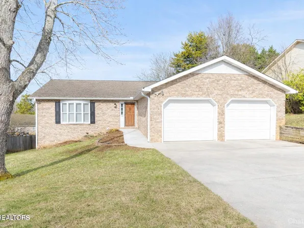 1421 Cedar Park Dr, Maryville, TN 37803
