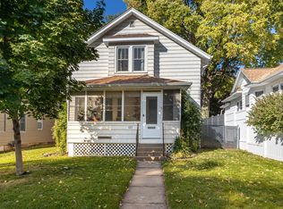 127 N Booth St, Dubuque, IA 52001