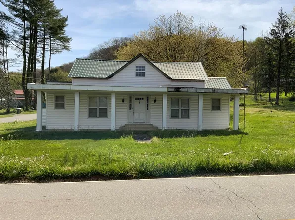 4 Boyd St, Andrews, NC 28901