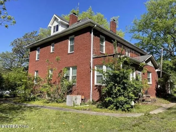 3030 N Central St, Knoxville, TN 37917