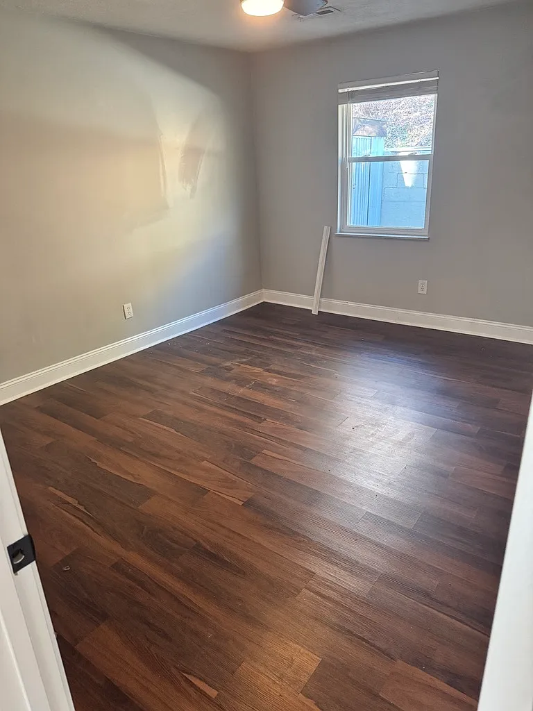 2911 Beaverwood Dr — Photo 4