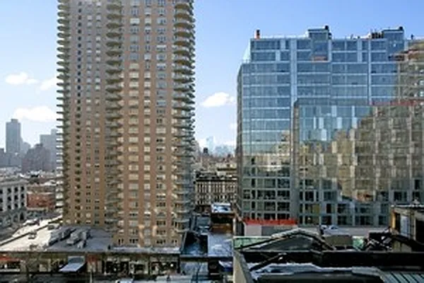 Rented by Corcoran | media 27