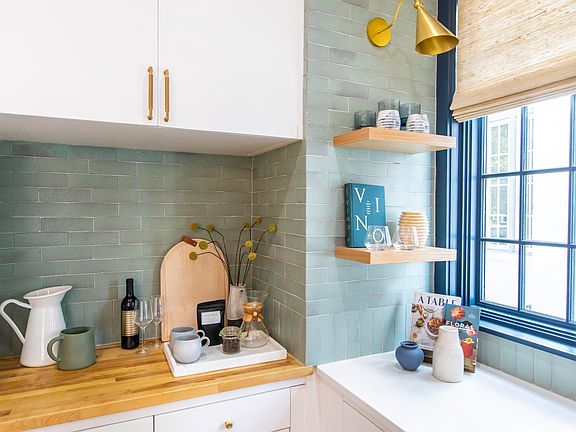 5th image of 71 Bridgetown Ave