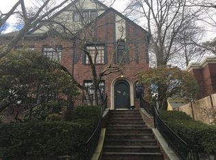 196 Morris Ave #2, Providence, RI 02906