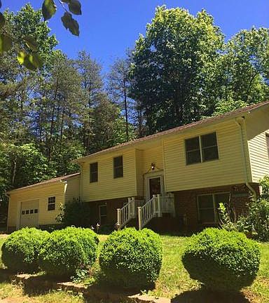 3rd image of 6120 Mitzi Dr