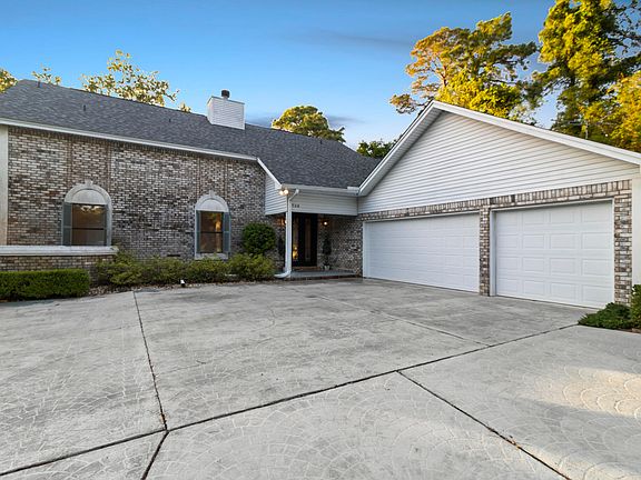 3rd image of 6728 E Bay Blvd