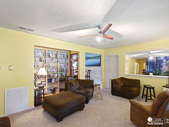 2nd image of 111 Blissful Ln