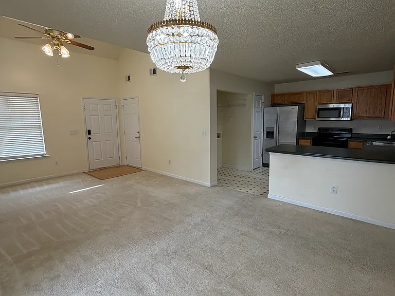 5804 Cherryrain Ct — Photo 7