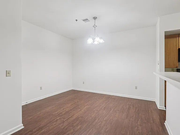 Autumn Park Apartments — Photo 40