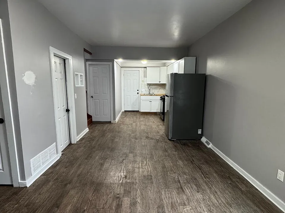 217 Harral Ave