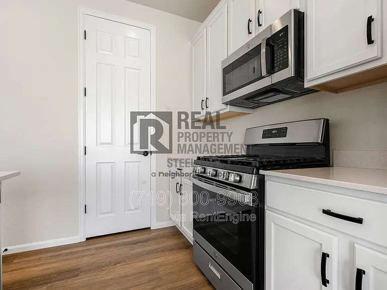 1941 Manassa St — Photo 11
