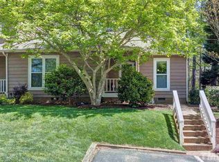 102 Applecross Dr, Cary, NC 27511
