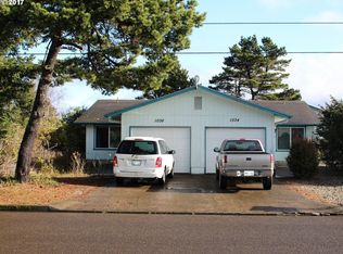 1034 Maple St, Florence, OR 97439