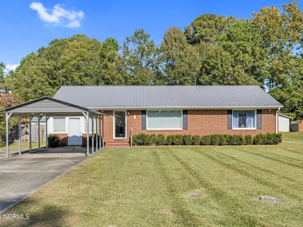 231 W Wards Bridge Road, Warsaw, NC 28398
