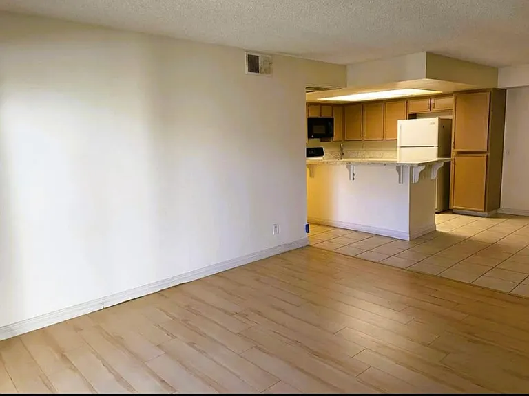 5885 El Cajon Blvd #112 — Photo 4