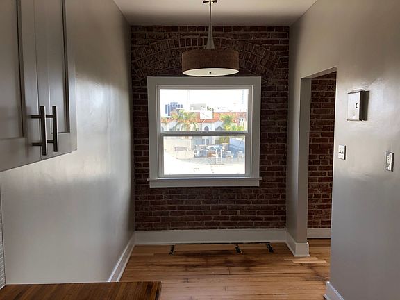 4th image of 1825 N Cahuenga Blvd APT 303