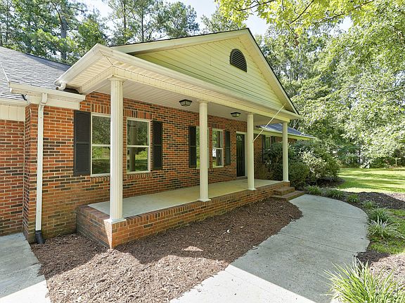 4th image of 6250 Royal Pines Dr