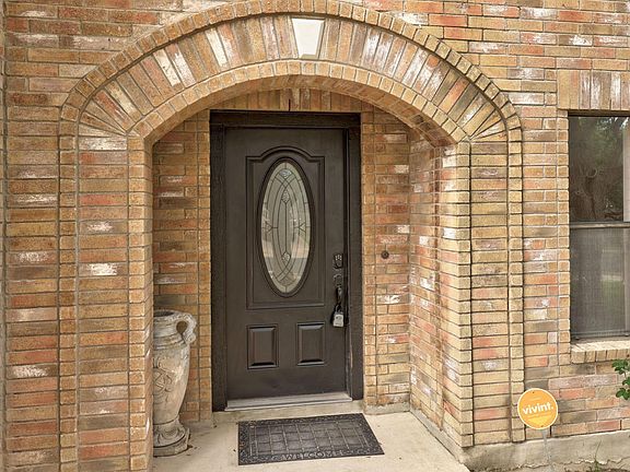 3rd image of 2109 Jasper Ln