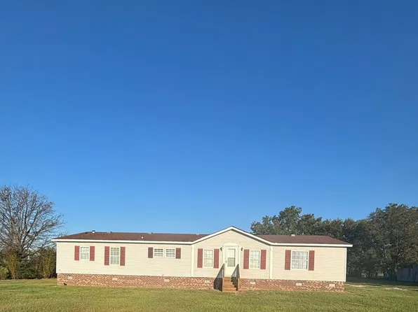 55 Greenfield Ct, Dunn, NC 28334