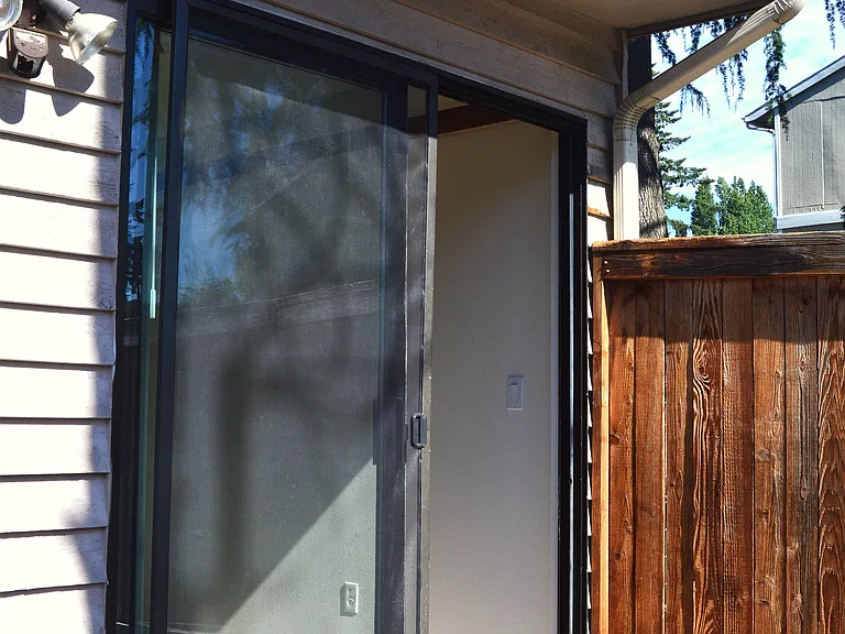 3722 Southcenter Blvd #10 — Photo 36