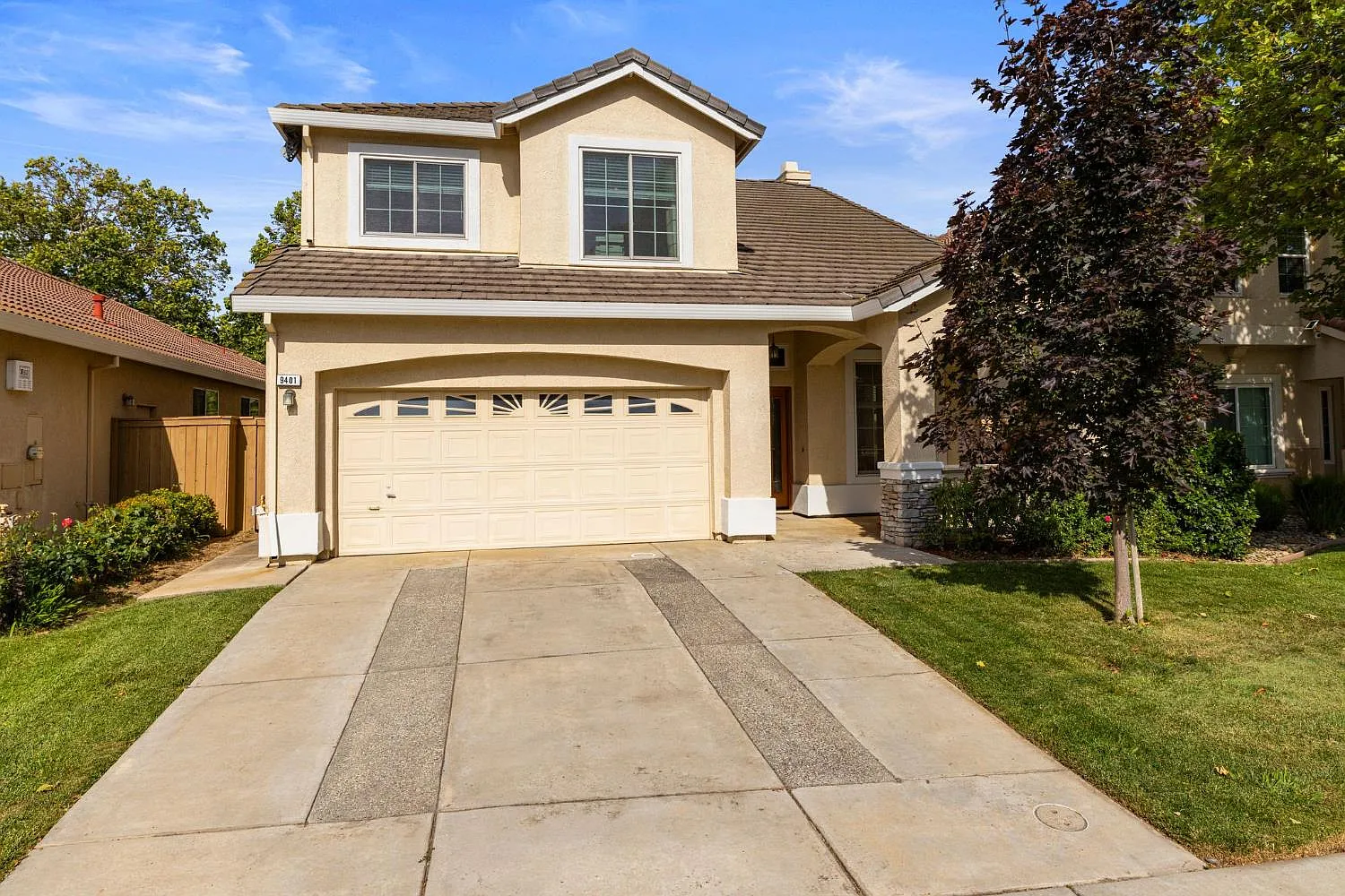 4 bed, 2228 sqft, $2,800 — Photo 1