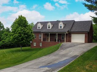 175 Apache Trl, Fancy Gap, VA 24328