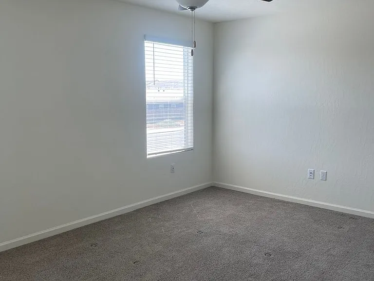 2251 Craig Ct — Photo 16