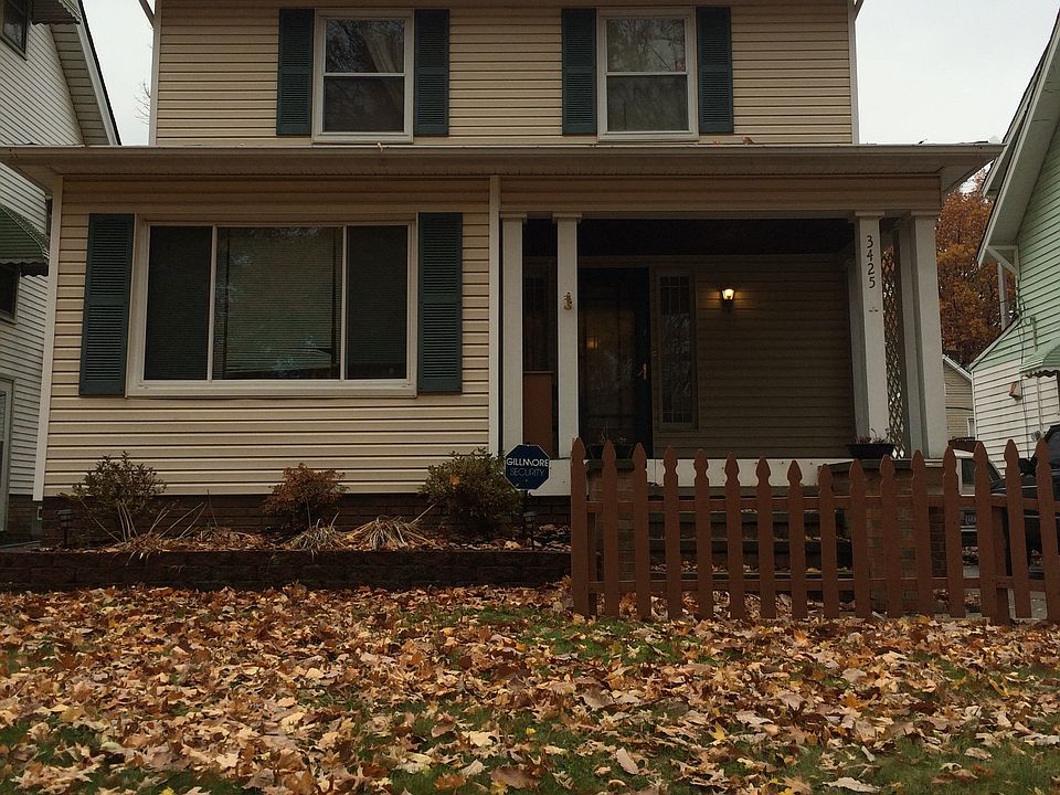 1st image of 3425 W 131st St
