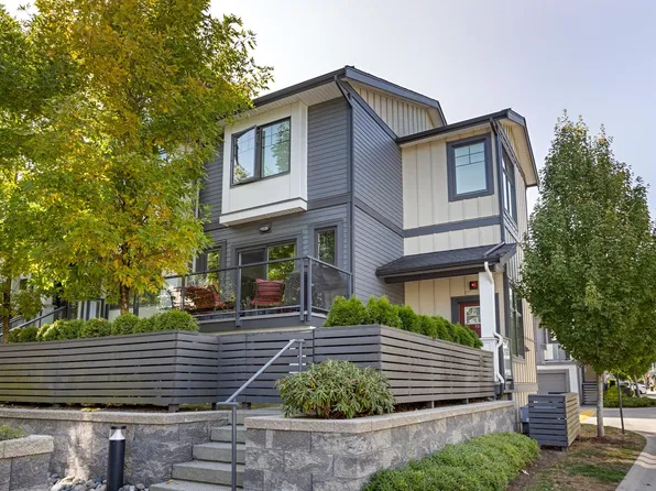 19451 Sutton Ave #32, Pitt Meadows, BC V3Y 0G6