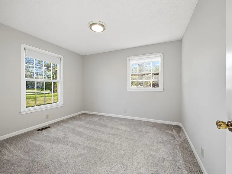 6406 Fischer Ct — Photo 15