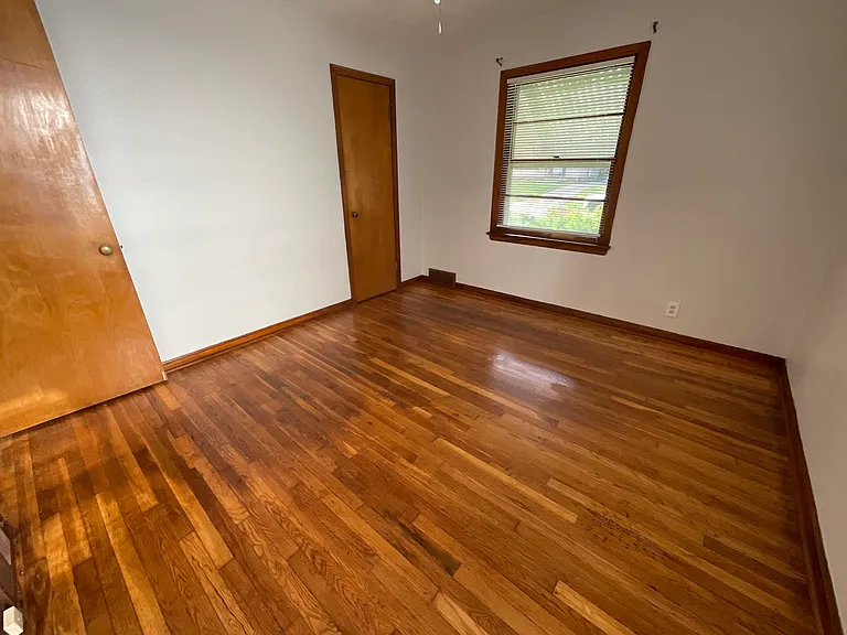 3709 Woodridge Rd — Photo 23