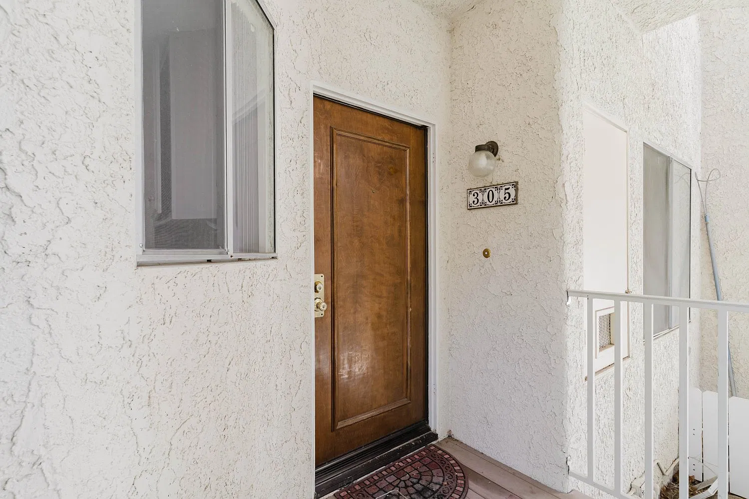 1 bed, 950 sqft, $2,500 — Photo 2