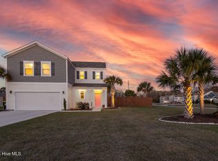 226 Cheswick Dr, Holly Ridge, NC 28445