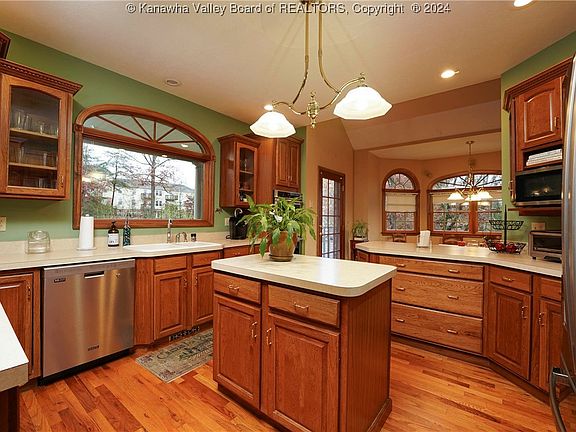 4th image of 5110 Briar Meadow Dr