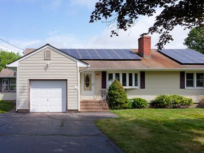 385 Hackmatack Street, Manchester, CT, 06040