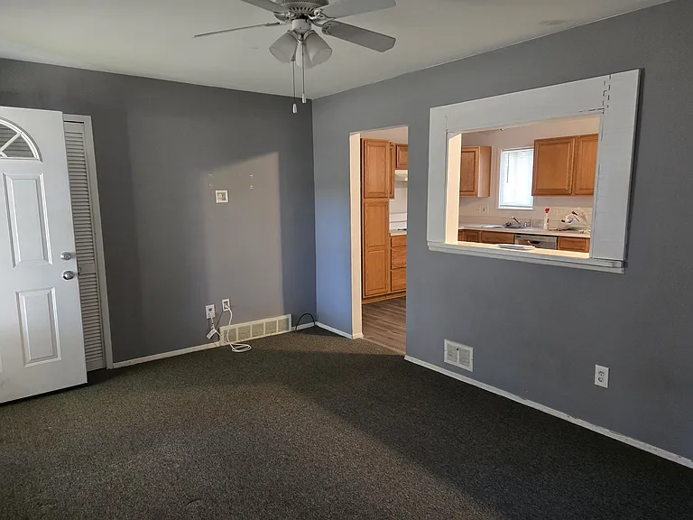 17629 Prospect St — Photo 26