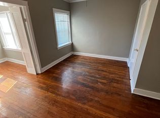 1204 E 37th St APT 1, Kansas City, MO 64109