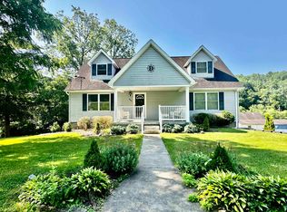 4085 Boyles Rd, Clarksburg, WV 26301