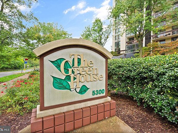2nd image of 5300 Holmes Run Pkwy APT 1013